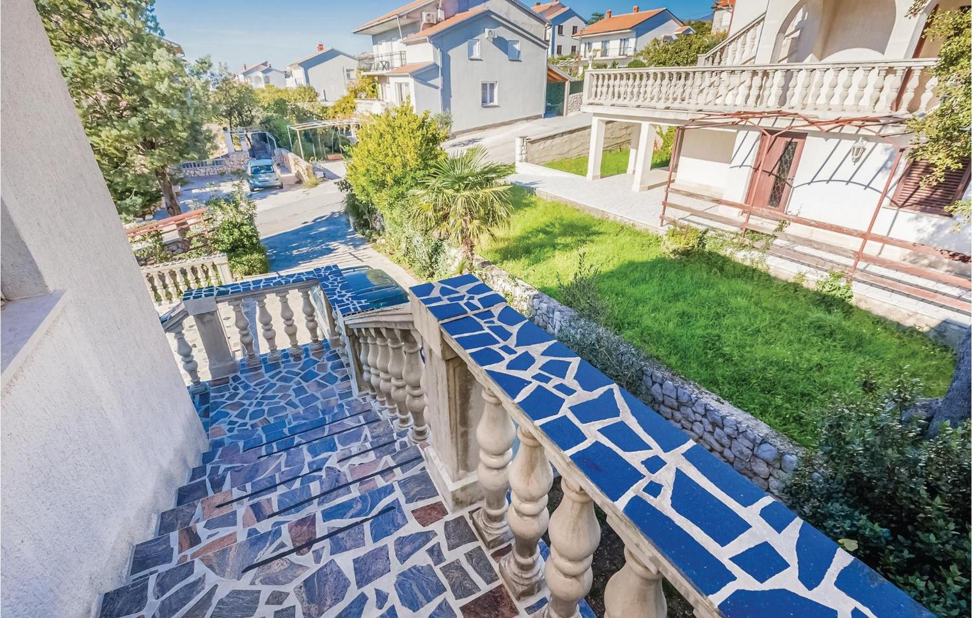 Stunning Apartment In Novi Vinodolski With Wifi 外观 照片
